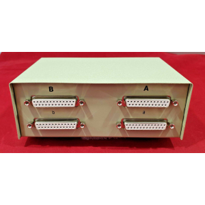 WIRETEK DATASWITCH MECCANICO 2+2 VIE 25 DSUB FEMMONA CROSSING (SPECIAL PRICE FOR END OF SALES)